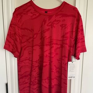 Men’s Lululemon Metal Vent Breathe Shirt